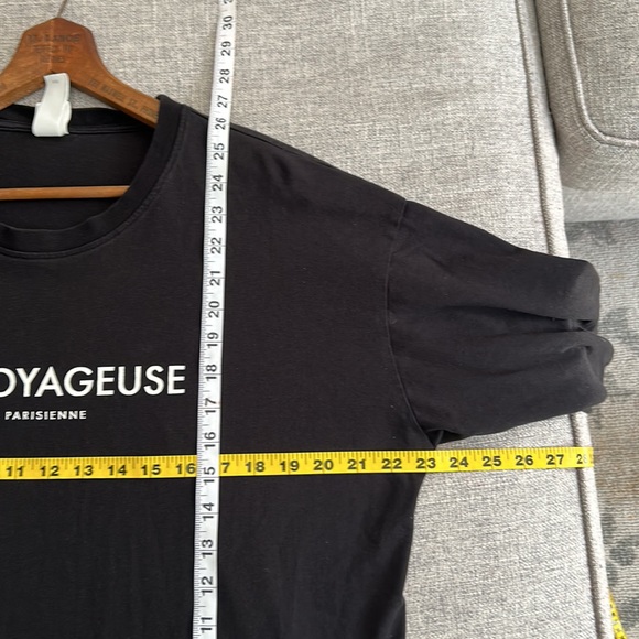 LA VOYAGEUSE  Traveler Long Sleeve Graphic T-Shirt - Picture 7 of 8